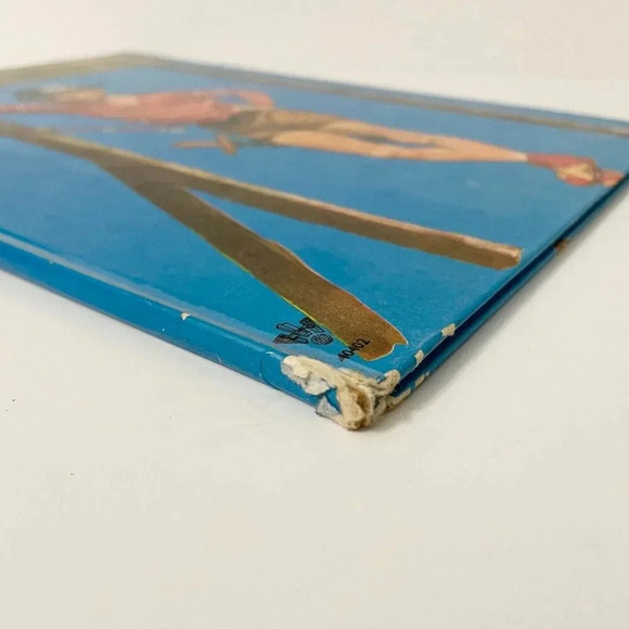 Vintage Martin Saves the Day  Sweden Book by Kirsten Hatchwell Flaws - Picture 8 of 16